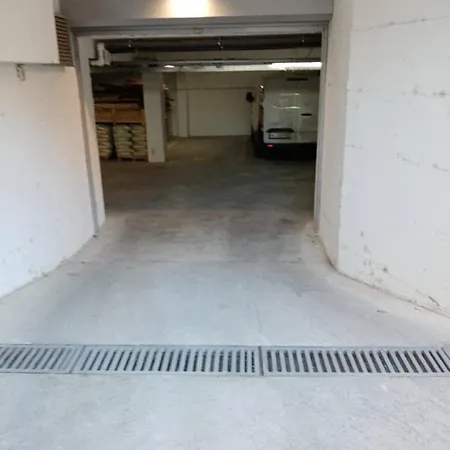 Elite Space * Ni